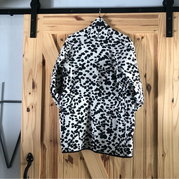 Cynthia Rowley Black and Cream Cardigan. Large. - Picture 2 of 4